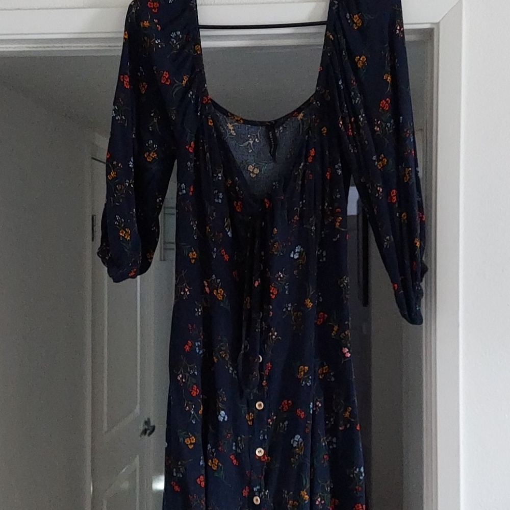Tie front dress (worn once)
